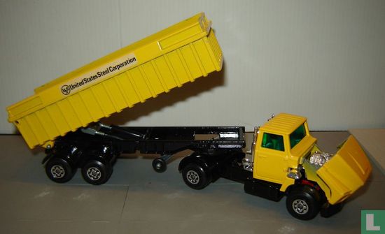 Ford LTS Articulated Tipper - Image 3