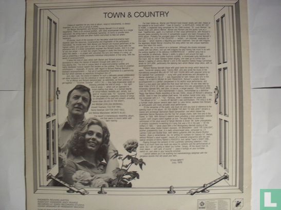 Town & country - Image 2