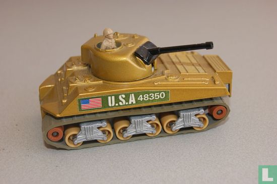 Sherman Tank - Image 3