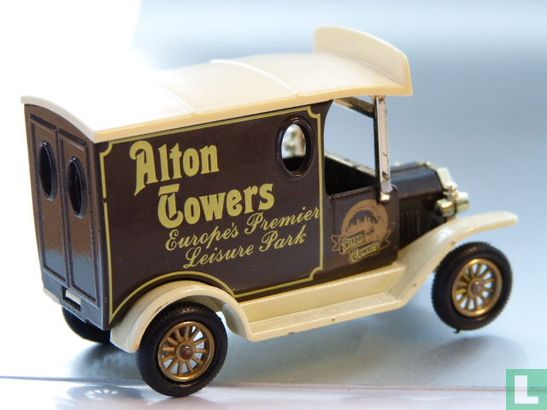 Ford Model-T Van 'Alton Towers' - Bild 3