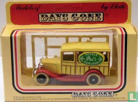 Ford Model-A Woody ’Pat's Poodle Parlour’ - Afbeelding 1