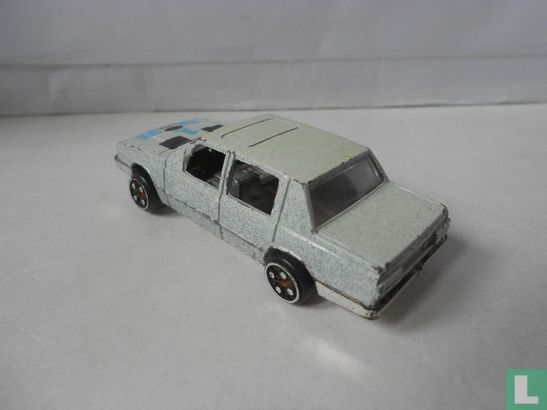 Volvo 760 GLE - Image 2