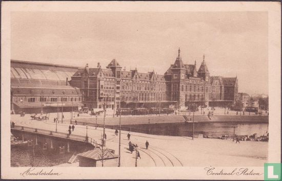 Amsterdam  Centraal Station.