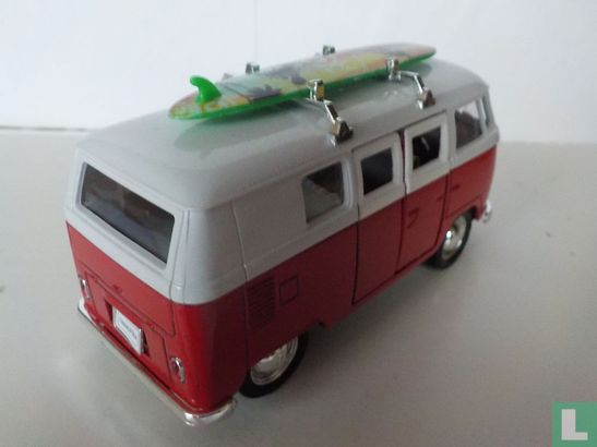 VW T1 Bus met surfplank - Afbeelding 3