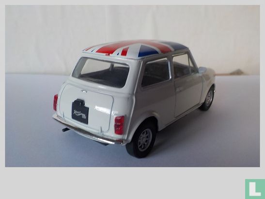 Mini Cooper 1300 - Image 3