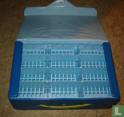 Matchbox Collectors Mini Case  - Image 3