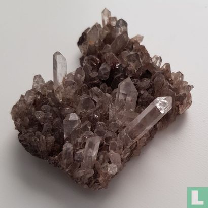 Stuk van geode kristallen