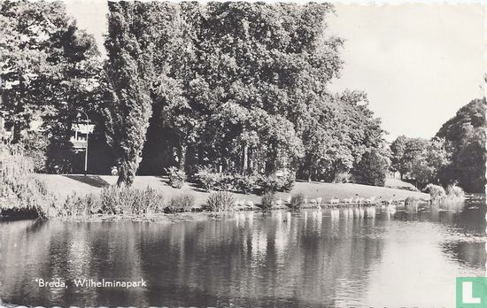 Wilhelminapark met vijver
