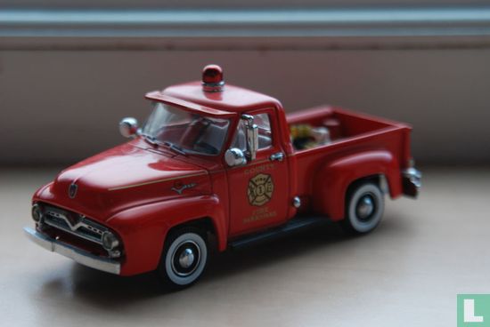 Ford F-100 County Fire Marshal  - Afbeelding 1