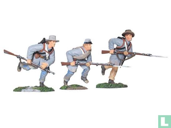 Confederate Infantry in Frock Coats Charging Set No.1