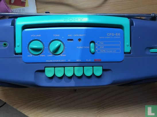 Sony CFS-E6 draagbare radio/cassette recorder - Image 2