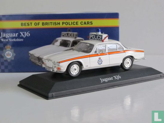 Jaguar XJ6 - West Yorkshire Police