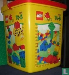 Lego 7975 Large Bucket