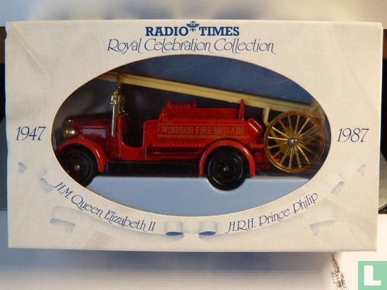 Dennis Fire Engine 'Royal Celebration Collection' - Image 1