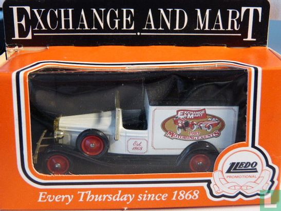 Packard Town Van 'Exchange and Mart'