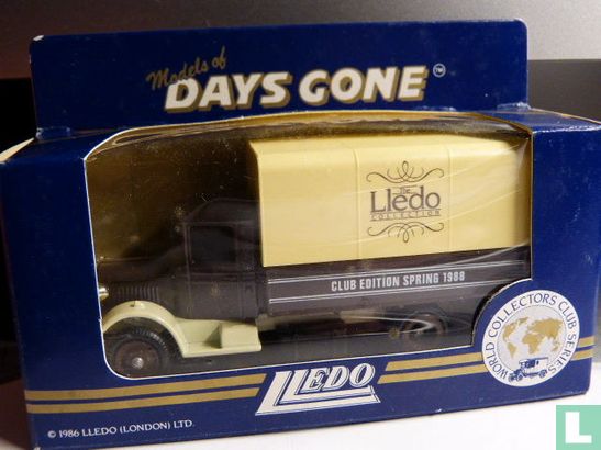 Mack Canvas Back Truck 'The Lledo Collection' - Image 1