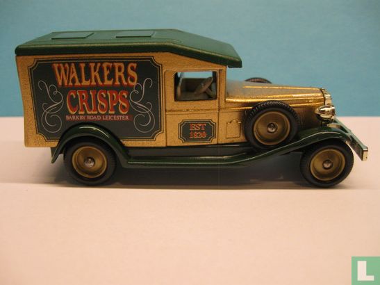 Packard Van 'Walkers Crisps'