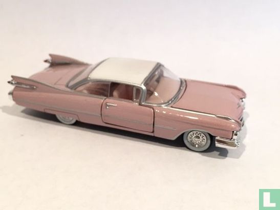 Cadillac - Image 1