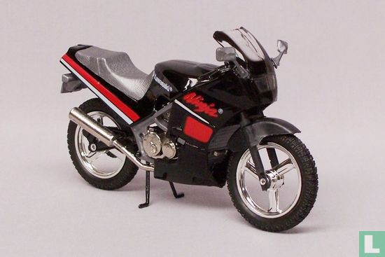Kawasaki Ninja 600R - Afbeelding 1