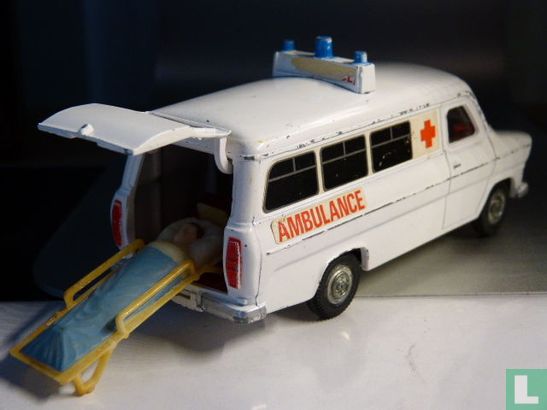 Ford Transit Ambulance - Afbeelding 3
