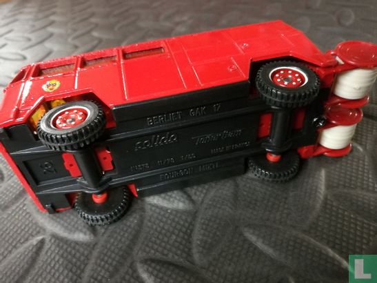 Miniature De Camion De Pompiers Berliet GAK 17 Par Solido - Occasion