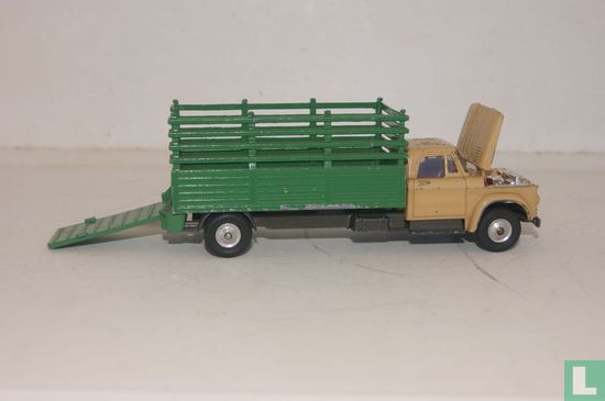 Dodge Livestock Transporter 'Kew Fargo'  - Bild 1