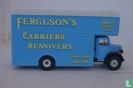 Bedford Luton ``Ferguson's Carriers Removers`` Van - Afbeelding 1