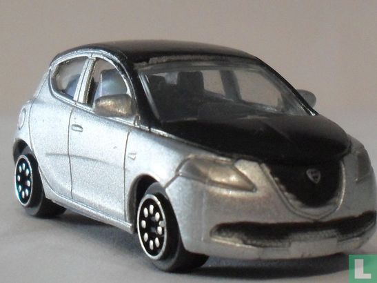 Lancia Ypsilon - Image 1