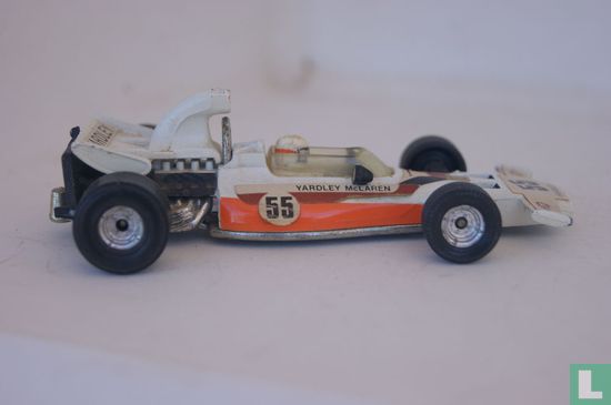 Yardley McLaren Ford M19A - Image 3