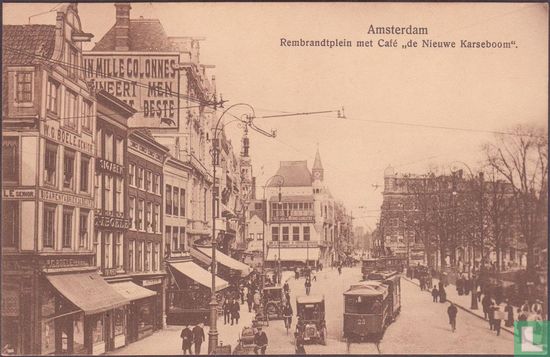 Rembrandtplein met café ,,de Nieuwe Karseboom". 