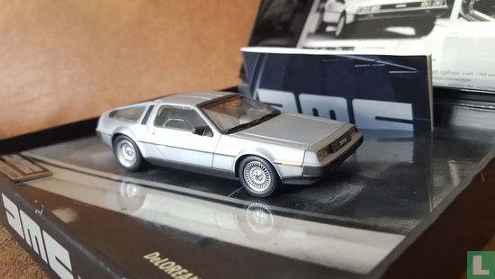 DeLorean DMC12  - Image 1