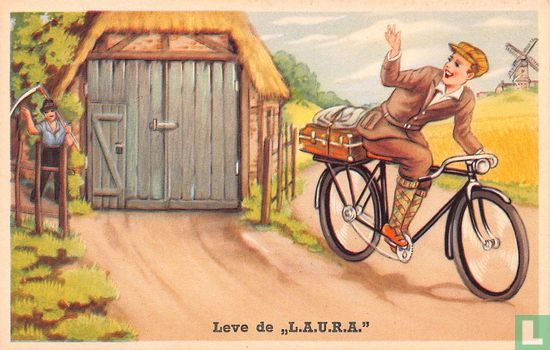 Man op fiets zwaait naar man met zeis bij schuur - Afbeelding 1