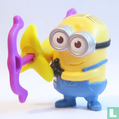Minion with banana cannon - Image 1