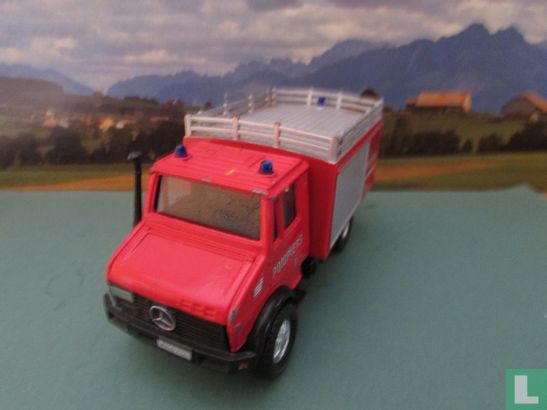 Mercedes Unimog 'Pompiers' - Afbeelding 2
