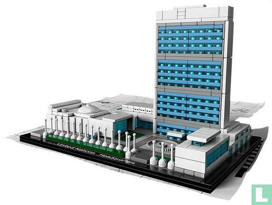 Lego 21018 United Nations Headquarters - Image 2