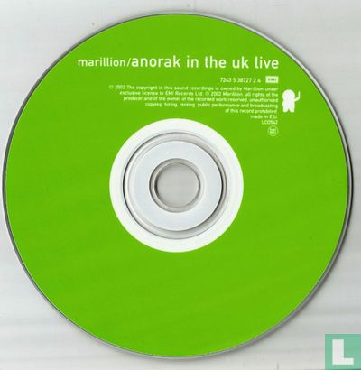 Anorak in the Uk Live  - Image 3