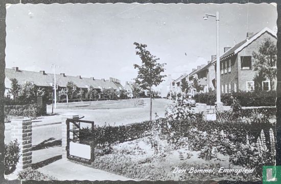 Den Bommel, Emmaplein - Bild 1