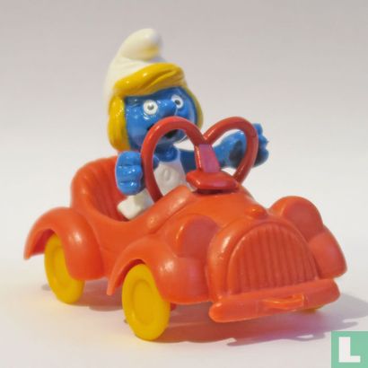 Schlumpfine im Auto - Bild 1