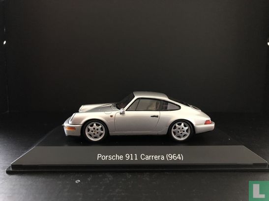 Porsche 911 Carrera (964) - Afbeelding 1