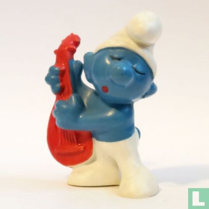 Lute Smurf (red) - Image 1