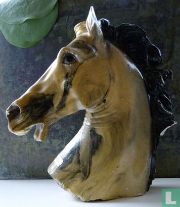 Horse head Brandy - Image 3