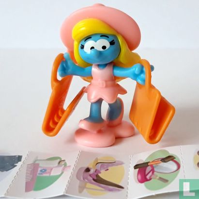 Smurf with shopping bags - Image 1