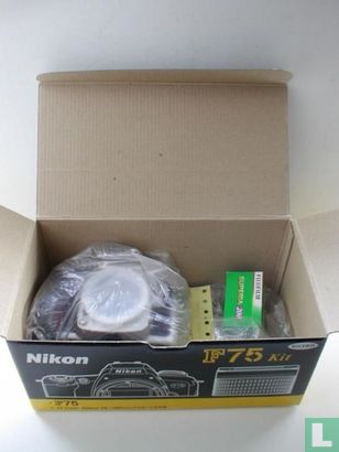 Nikon F75 - Afbeelding 2