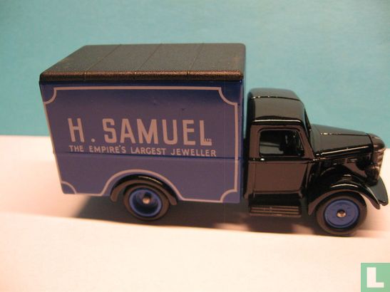 Bedford 30CWT Box Van 'H.Samuel'