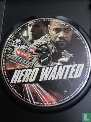 Hero Wanted - Bild 3