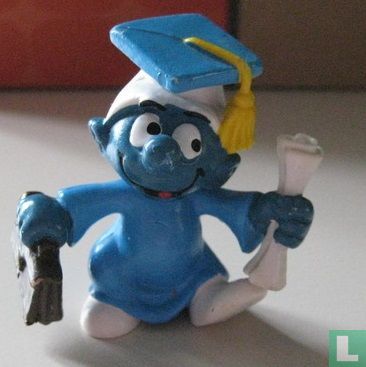 Graduate Smurf