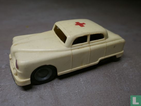 Elzet M. Lemez Ambulance - Afbeelding 1