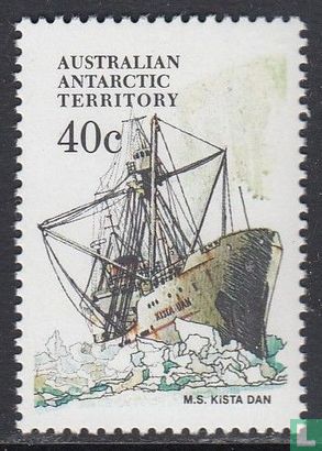 Navires sur l'Antarctique