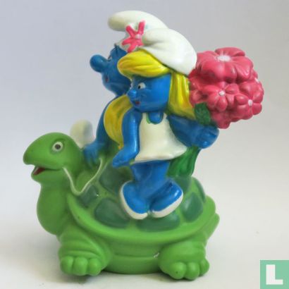 Smurf and Smurfette on turtle - Image 3