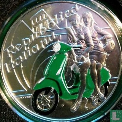 Italië 5 euro 2019 (gekleurd - groen) "Vespa" - Afbeelding 2